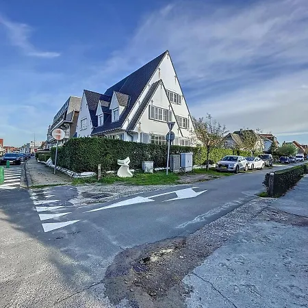 Ferienhaus Mandelmeeuw - *